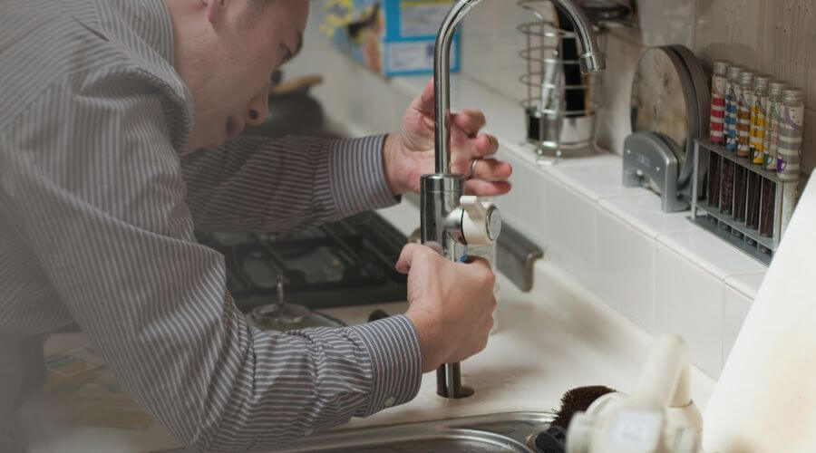 Professional Water heater repair in Mountainburg, AR